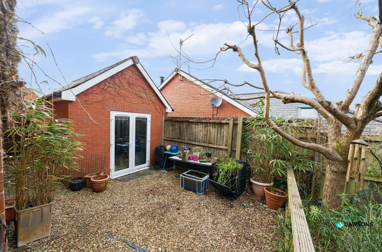 Oak Tree Close, West Cross, Swansea, SA3 5RW